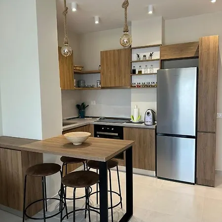 Апартаменты Golem, Durres