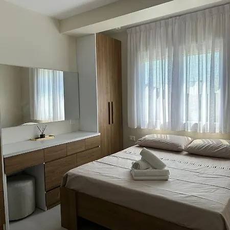 Golem, Durres Голем