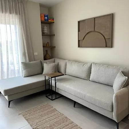 Golem, Durres Διαμέρισμα *