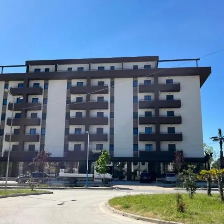 Suit Apartment Golem Appartement