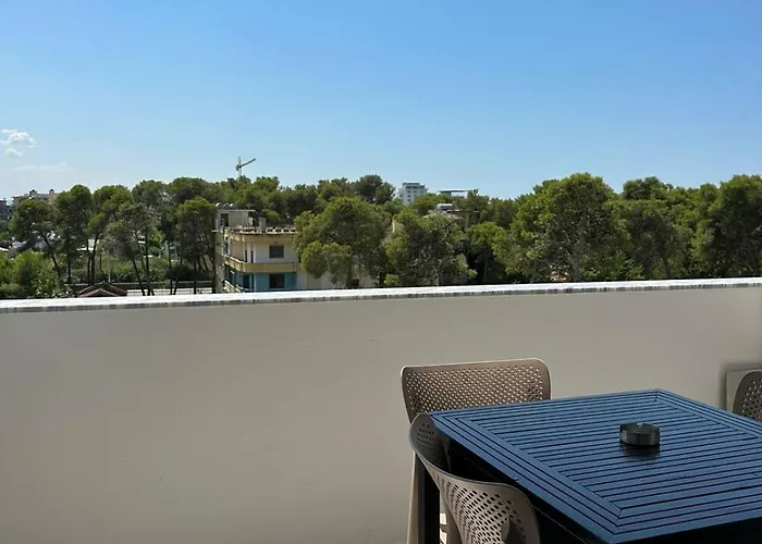 Golem, Durres Golem (Tirana)